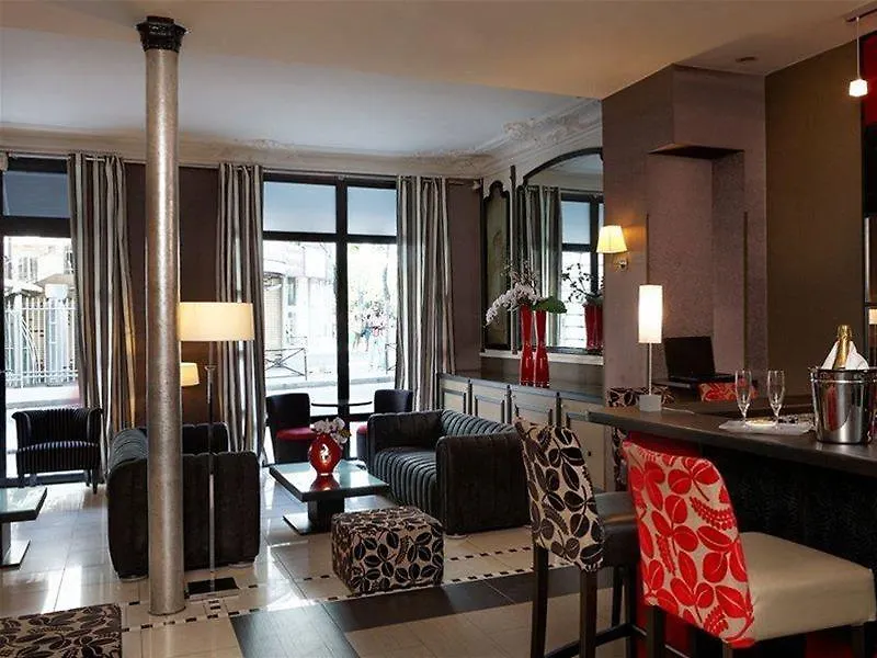 Hotel Eiffel Seine Paříž