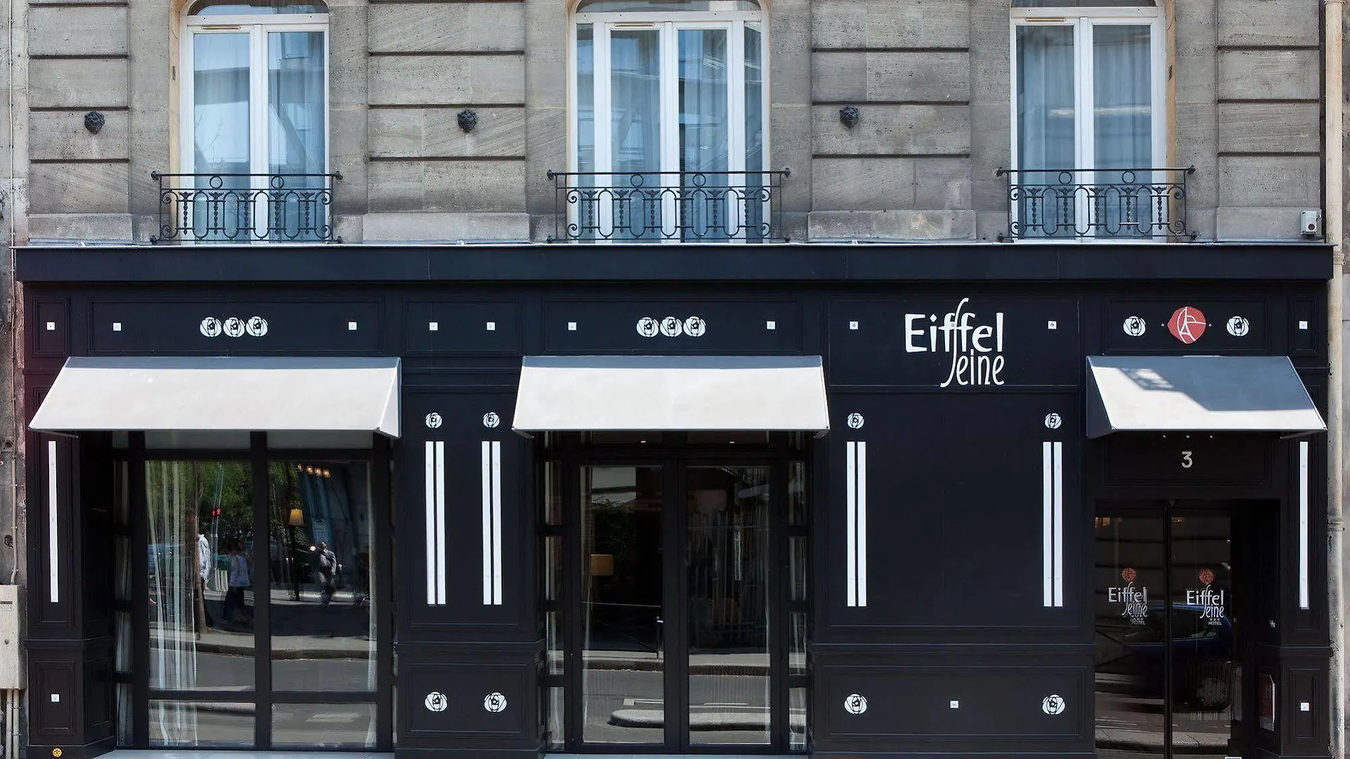 Hotel Eiffel Seine Paris